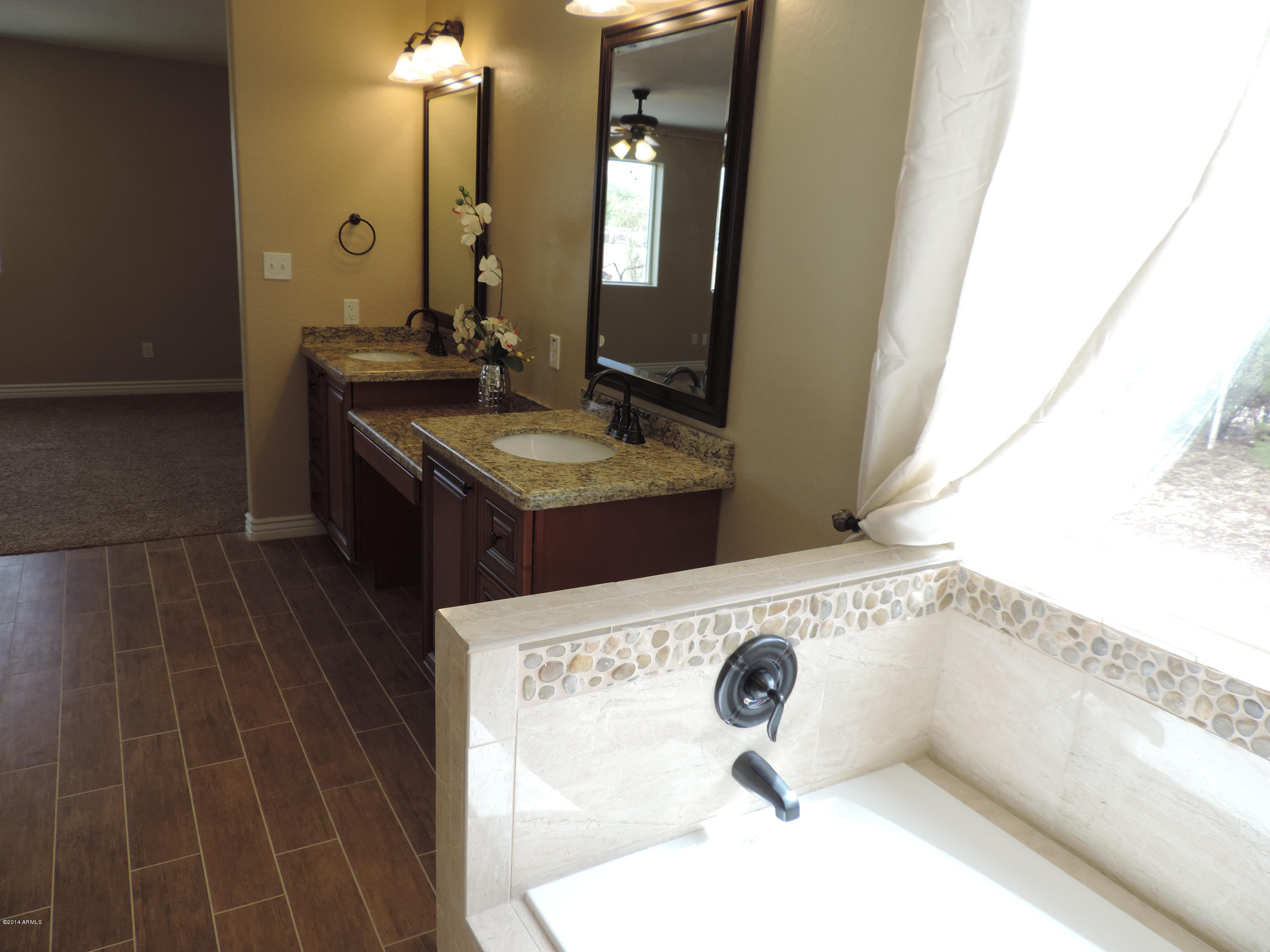 1108 East Maddock Road Phoenix, AZ 85086 - Photo 18 of 44 DSCN1515