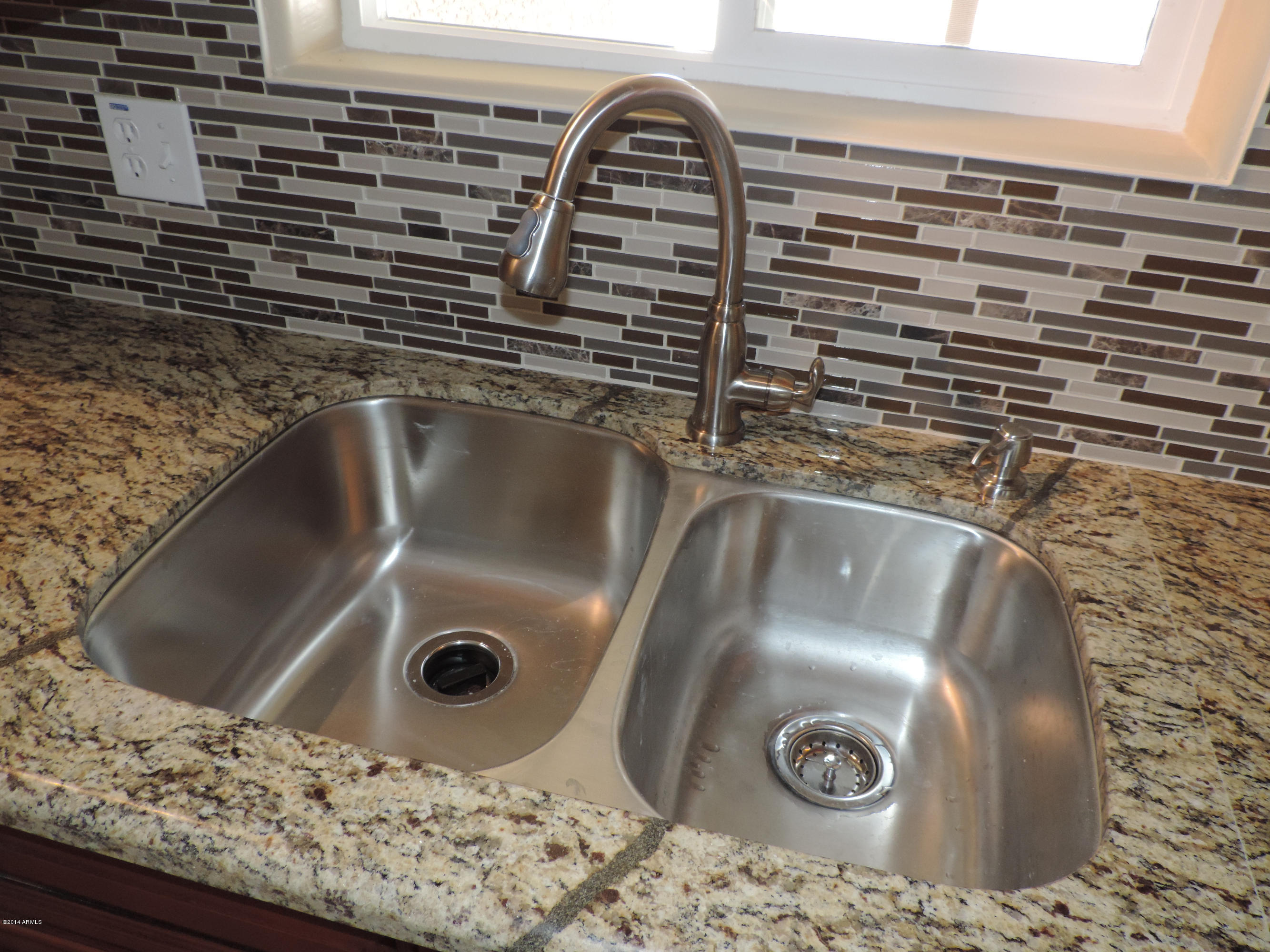 1108 East Maddock Road Phoenix, AZ 85086 - Photo 27 of 44 DSCN1472