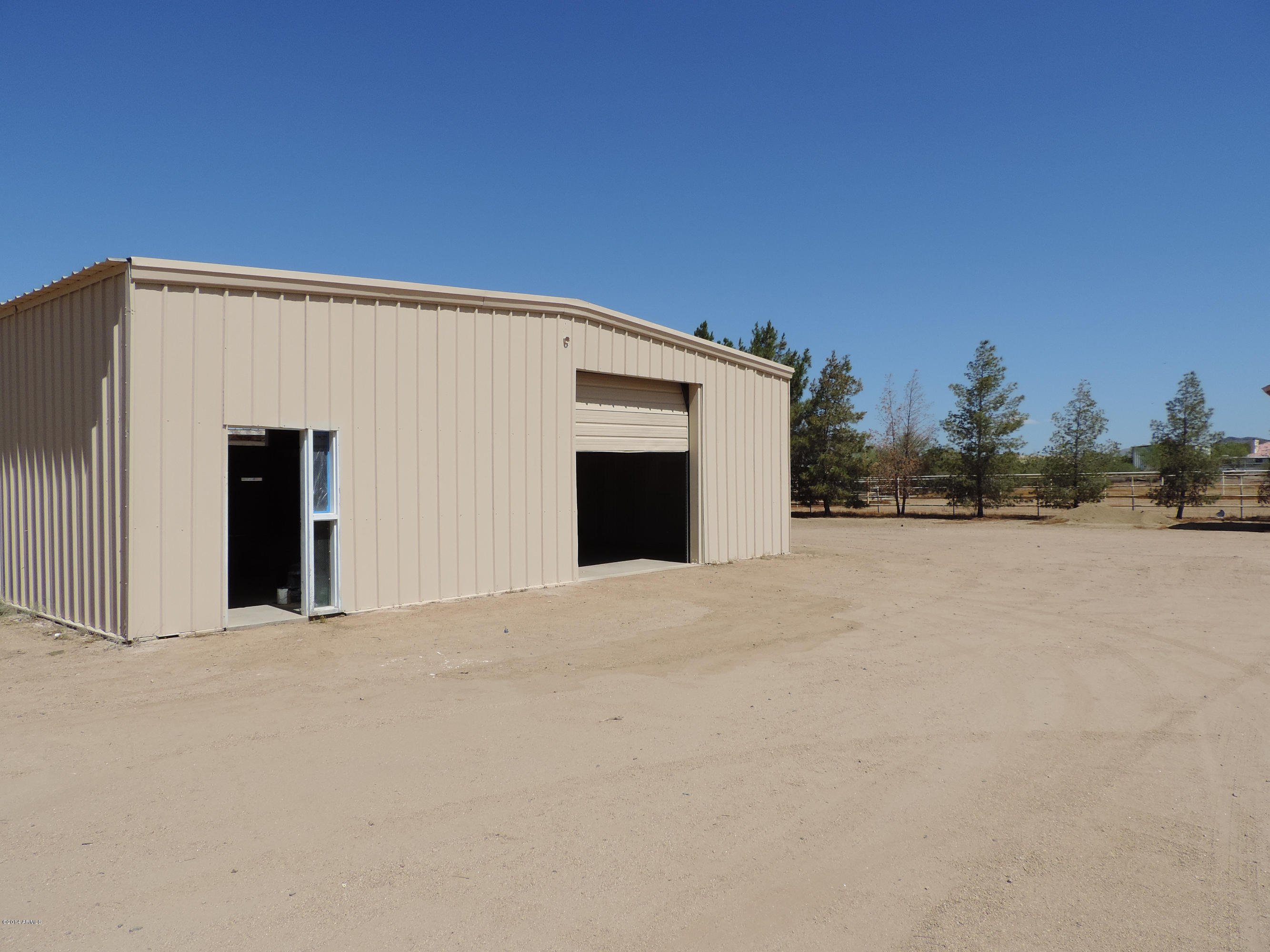 1108 East Maddock Road Phoenix, AZ 85086 - Photo 31 of 44 Shop or 10 Car Garage
