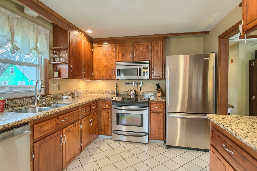 4 Evergreen Road Attleboro, MA 02703 - Photo 15 of 30 Gallery Image 15