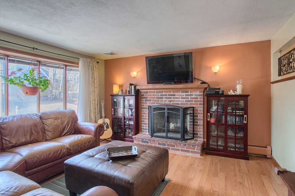 4 Evergreen Road Attleboro, MA 02703 - Photo 2 of 30 Gallery Image 2