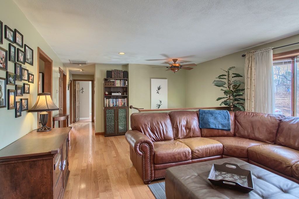 4 Evergreen Road Attleboro, MA 02703 - Photo 5 of 30 Gallery Image 5