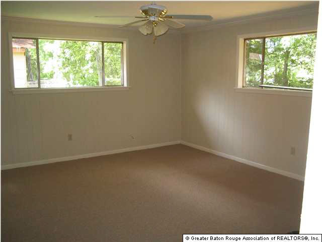 2642 Sheldon Drive Baton Rouge, LA 70805 - Photo 6 of 7 Gallery Image 6