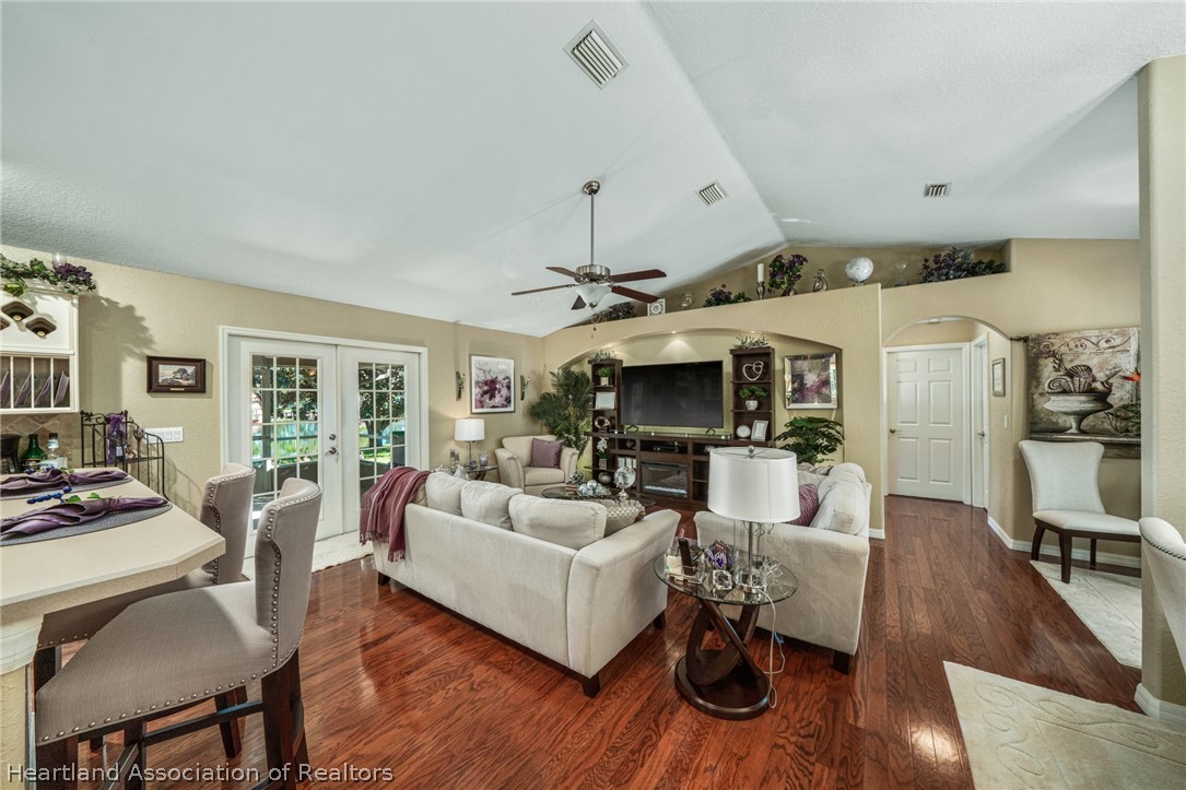 5706 Lilac Road Sebring, FL 33875 - Photo 9 of 36 Gallery Image 9