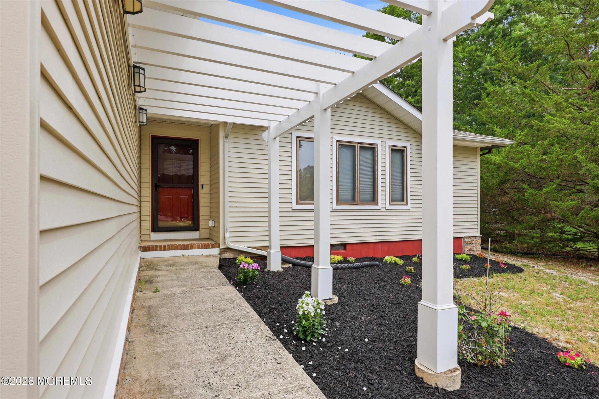 54 Sugar Hill Road Manahawkin, NJ 08050 - Photo 3 of 28 03-54SugarHillRoad_03