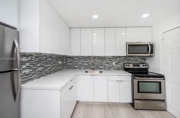 $2,000 | 9760 Southwest 184th Street, Unit 6D, Cutler Bay, FL 33157