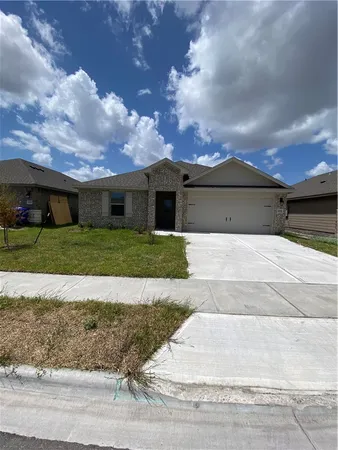 $2,400 | 2801 Excelsior Boulevard, Corpus Christi, TX 78415