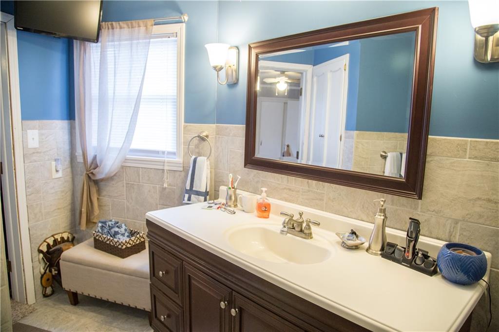 632 Oxford Road Anderson, IN 46012 - Photo 16 of 24 Gallery Image 16