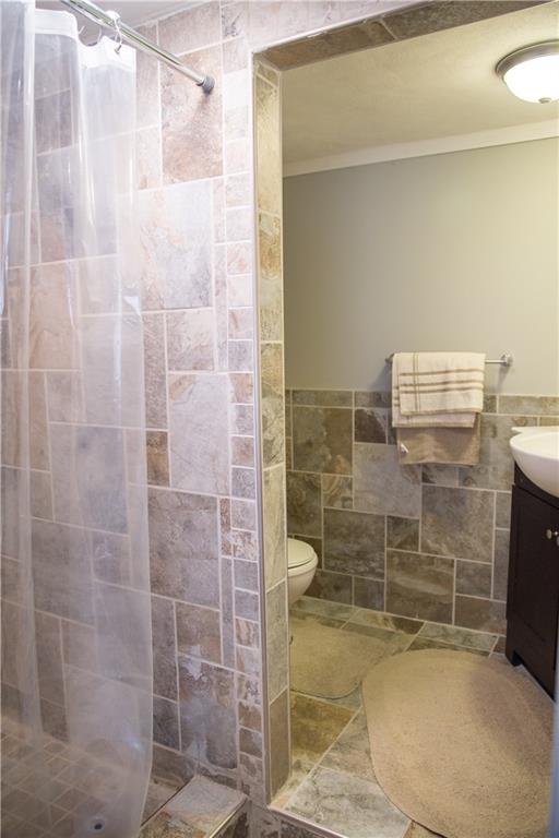 632 Oxford Road Anderson, IN 46012 - Photo 21 of 24 Gallery Image 21