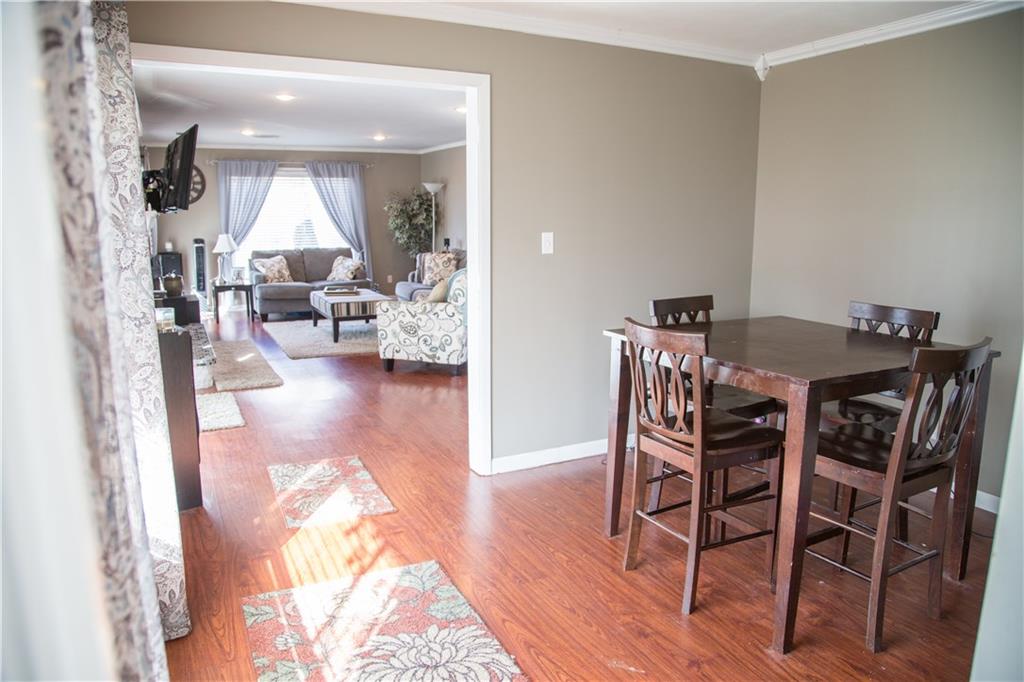632 Oxford Road Anderson, IN 46012 - Photo 5 of 24 Gallery Image 5