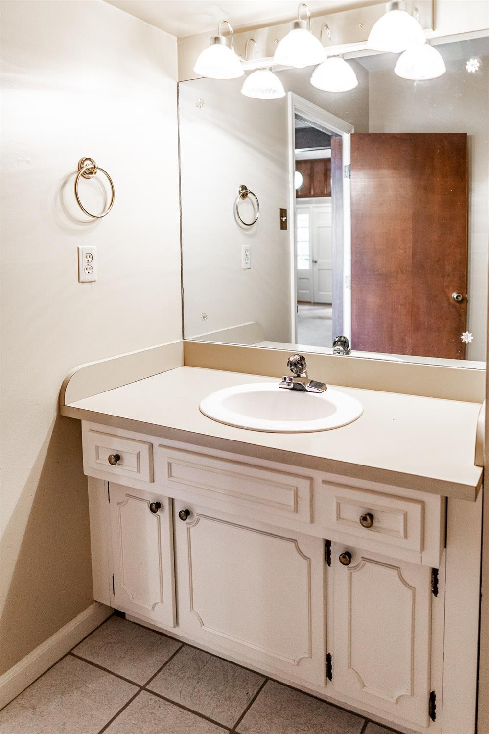 2072 Fallon Road Lexington, KY 40504 - Photo 27 of 70 Listing Photo