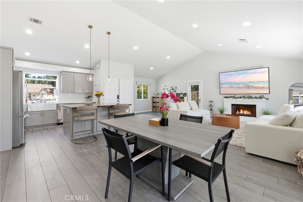 11244 Clara Court Riverside, CA 92505 - Photo 12 of 52
