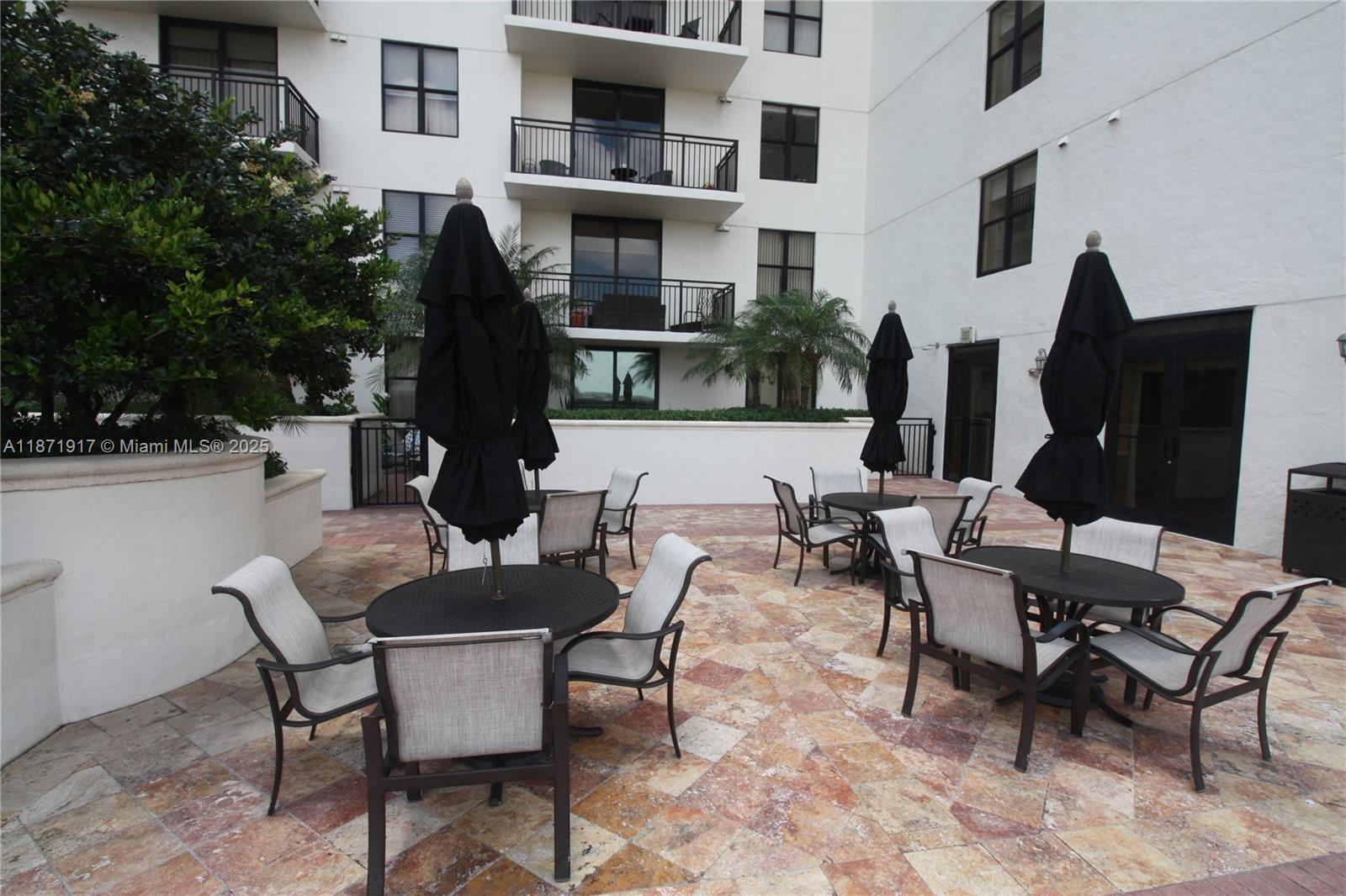 888 Douglas Road, Unit 1213 Coral Gables, FL 33134 - Photo 26 of 29