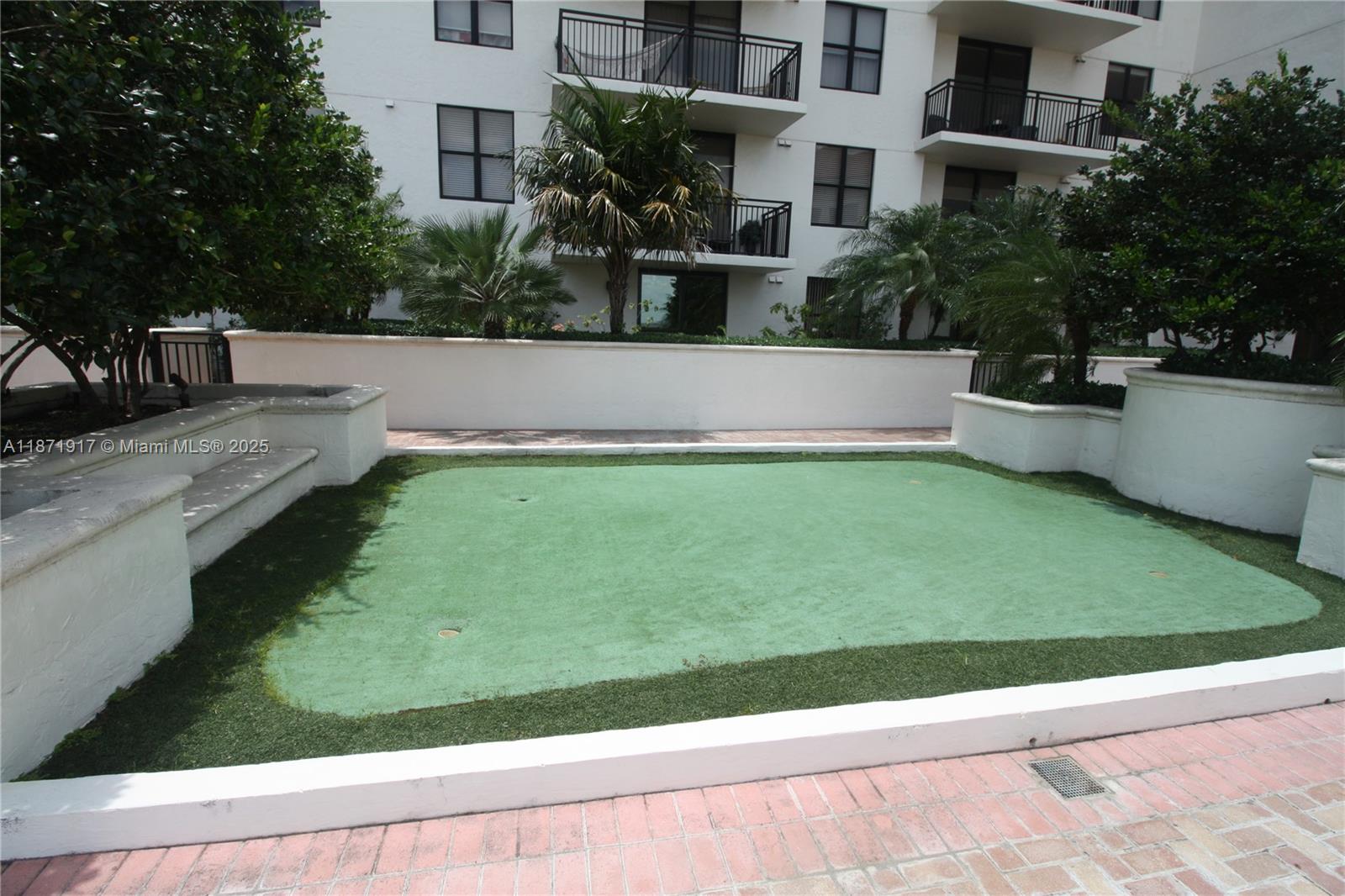 888 Douglas Road, Unit 1213 Coral Gables, FL 33134 - Photo 28 of 29