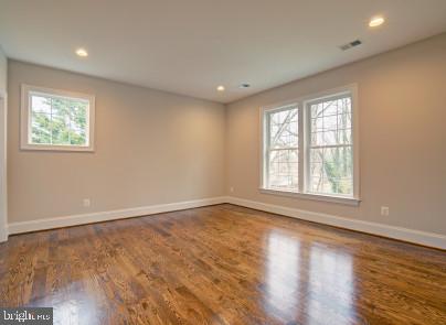 2025 Kilgore Road Falls Church, VA 22043 - Photo 21 of 33 Bedroom 2 en suite