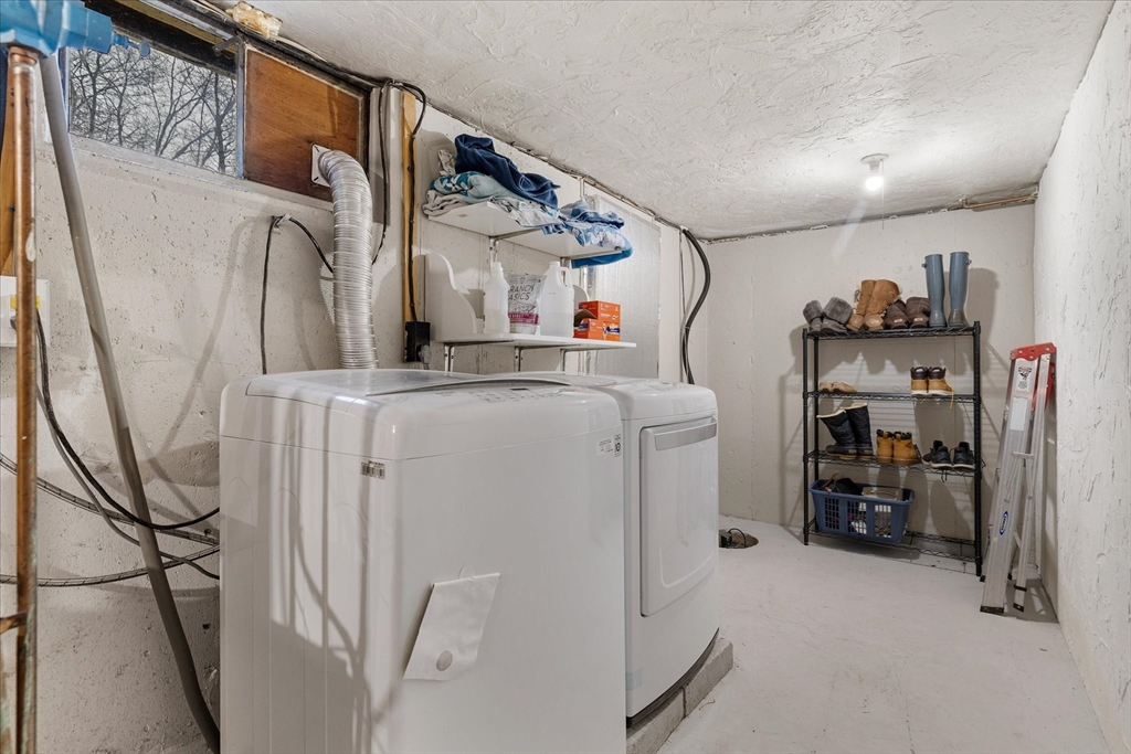 33 Gorwin Drive Medway, MA 02053 - Photo 33 of 37