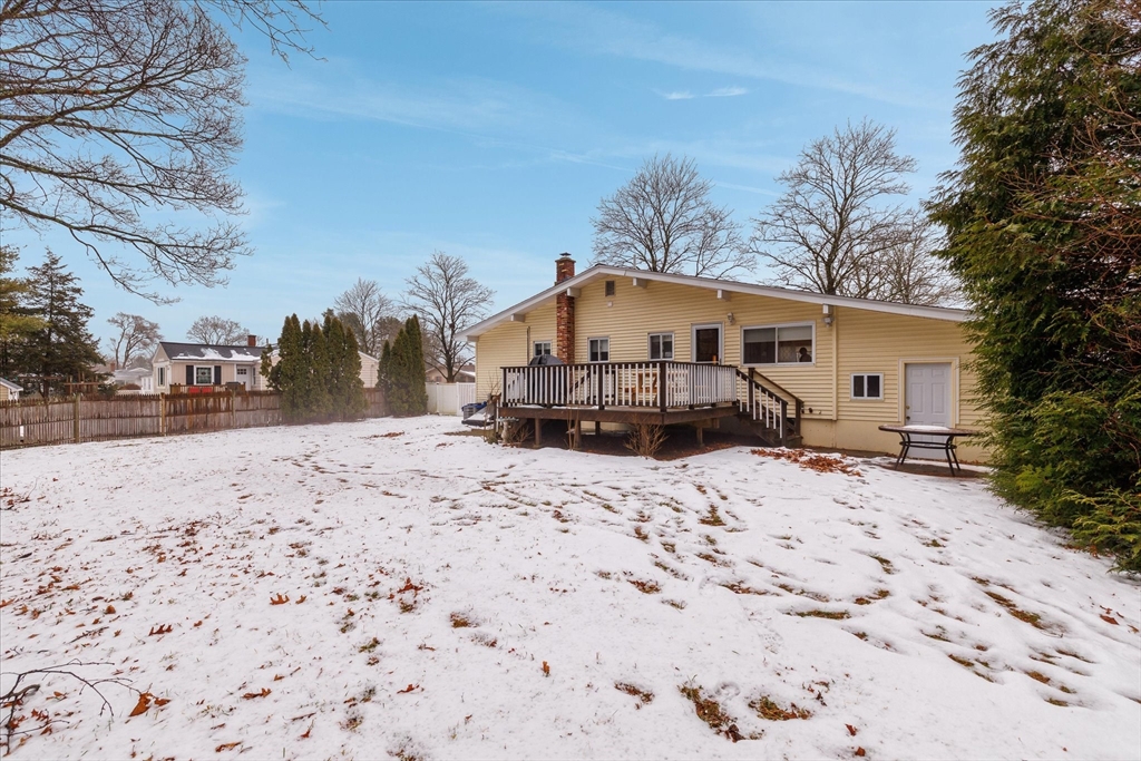 33 Gorwin Drive Medway, MA 02053 - Photo 4 of 37