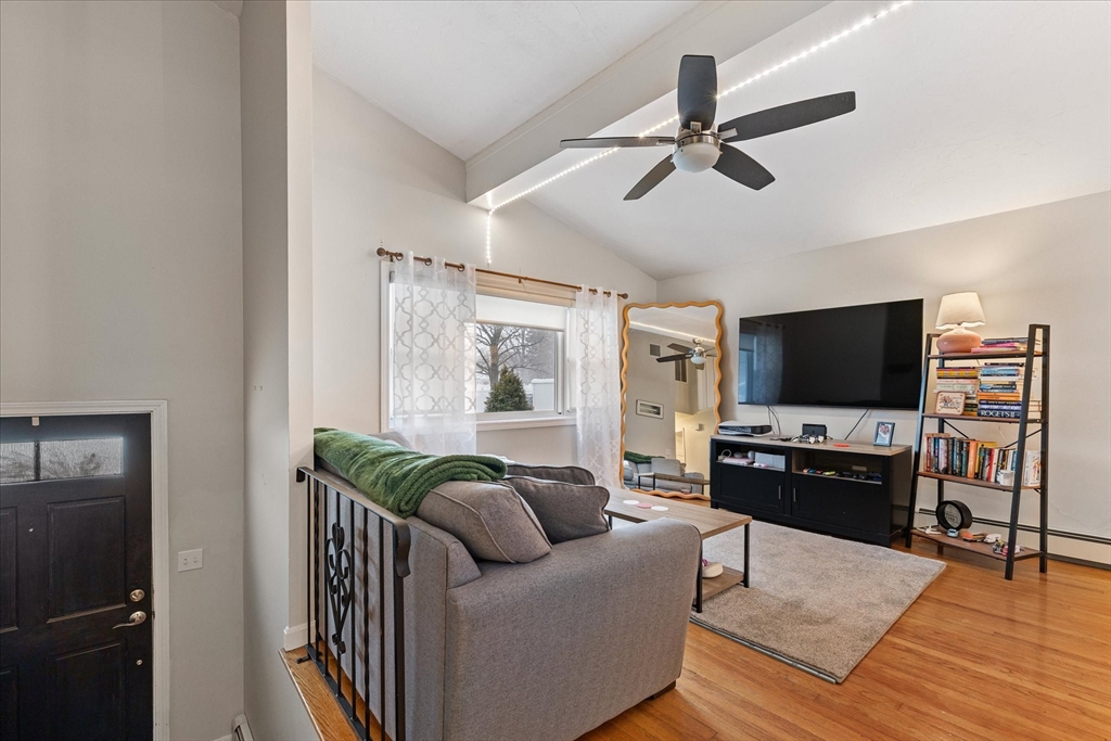 33 Gorwin Drive Medway, MA 02053 - Photo 9 of 37