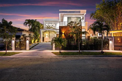 $3,500,000 | 1351 Southwest 16th Street, Miami, FL 33145