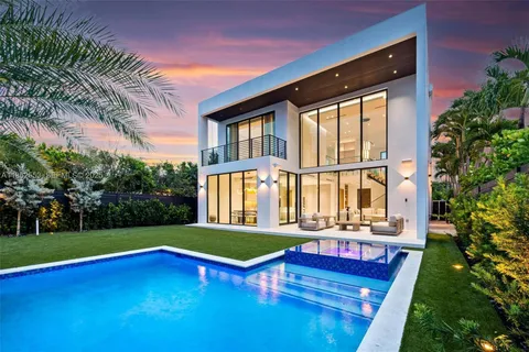 $3,500,000 | 1351 Southwest 16th Street, Miami, FL 33145