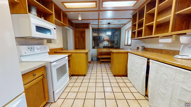 $349,900 | 11973 Southwest 77th Street, Auburn, KS 66402