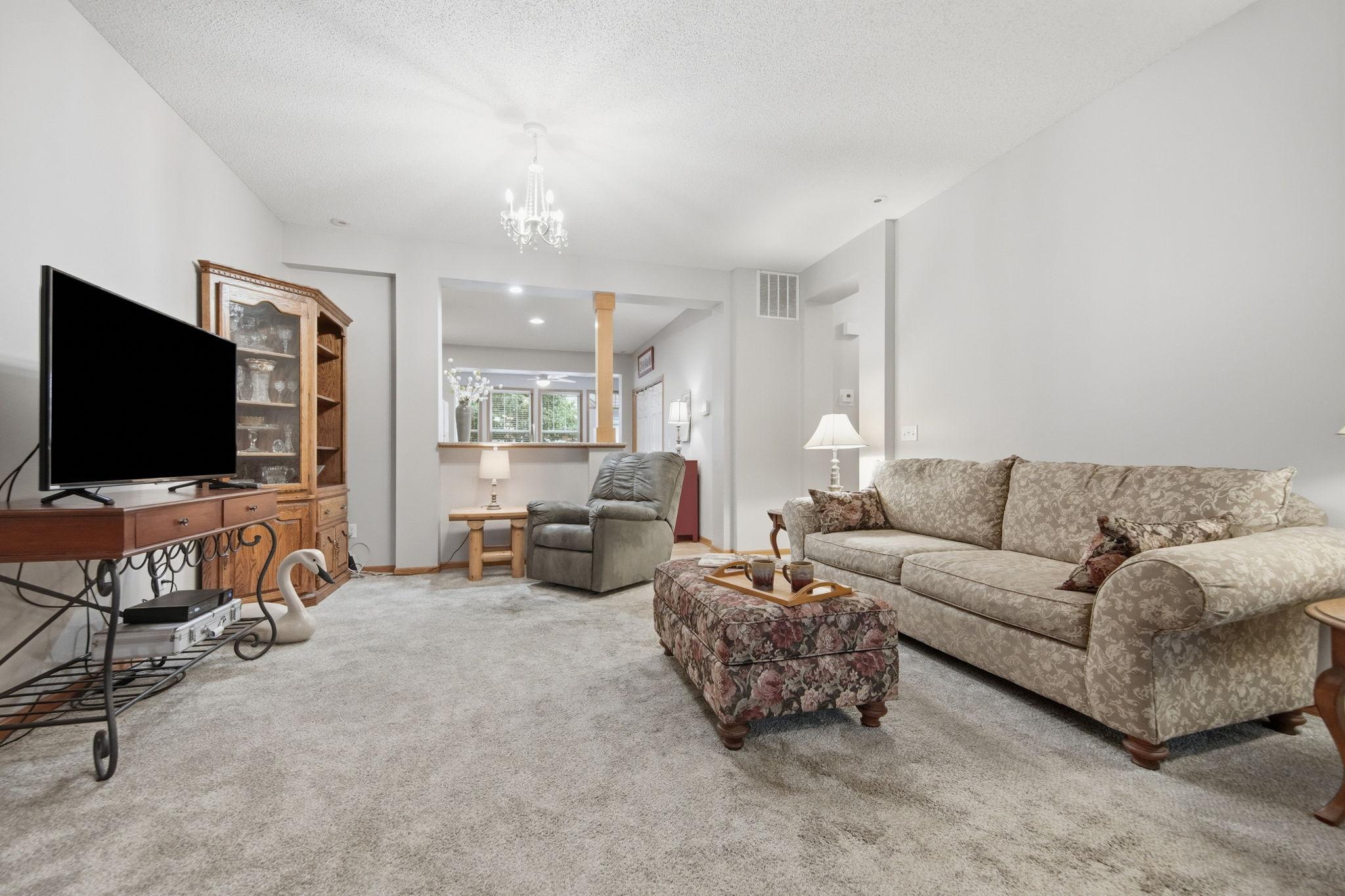 1610 Rivers Pointe Court Anoka, MN 55303 - Photo 10 of 33