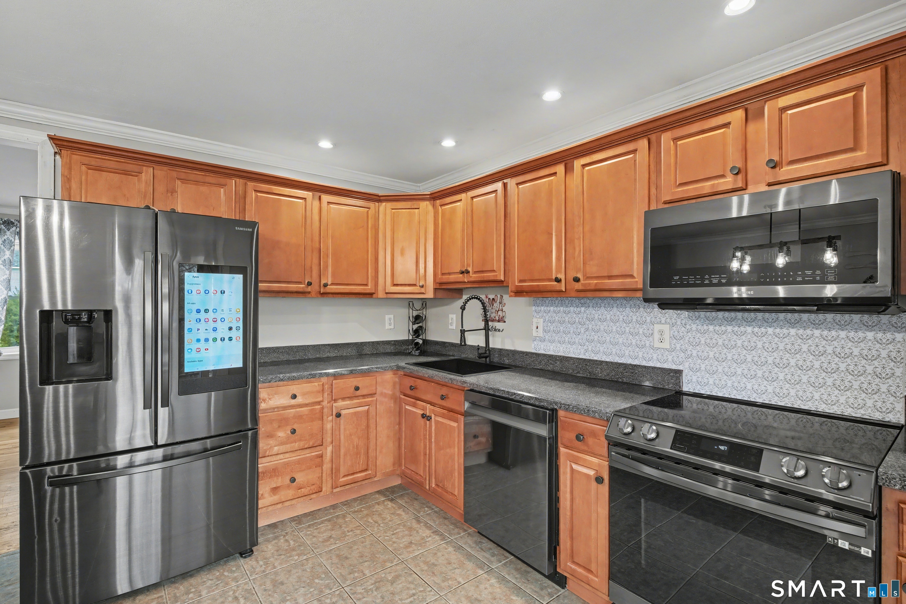 97 Morning Mist Road Naugatuck, CT 06770 - Photo 7 of 34