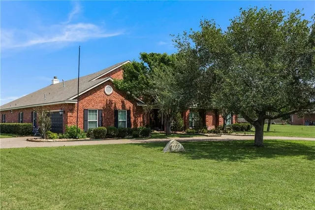 $899,000 | 8102 Nazareth Drive, Corpus Christi, TX 78413