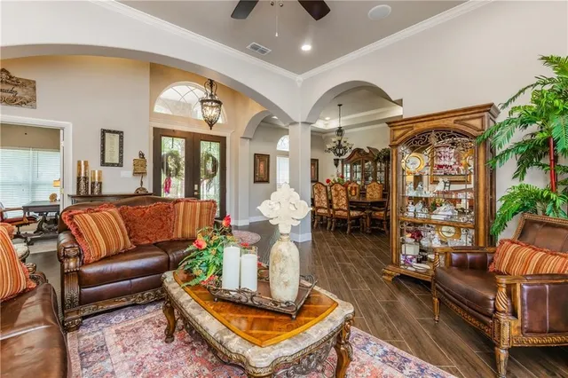 $899,000 | 8102 Nazareth Drive, Corpus Christi, TX 78413