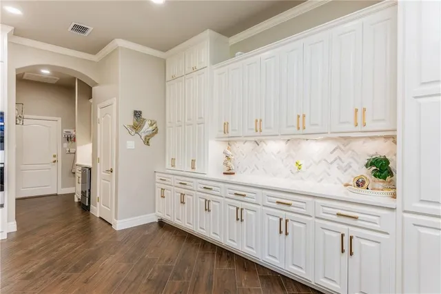 $899,000 | 8102 Nazareth Drive, Corpus Christi, TX 78413