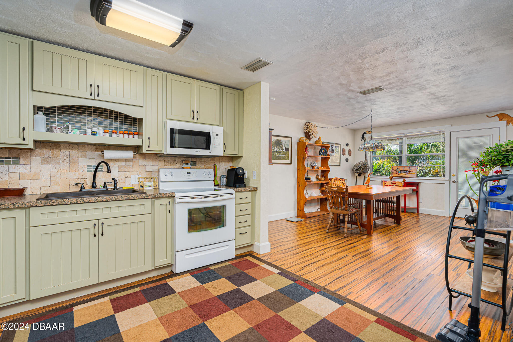 1633 John Anderson Drive Ormond Beach, FL 32176 - Photo 8 of 42 07