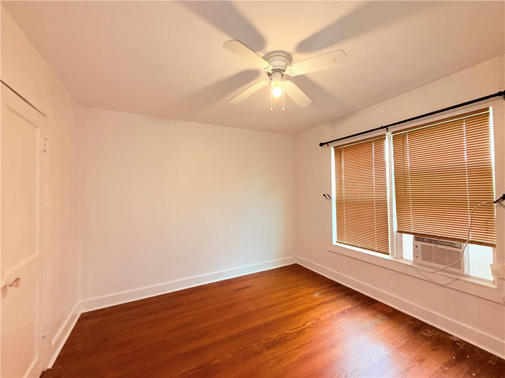 507 East Commons Street Refugio, TX 78377 - Photo 10 of 23