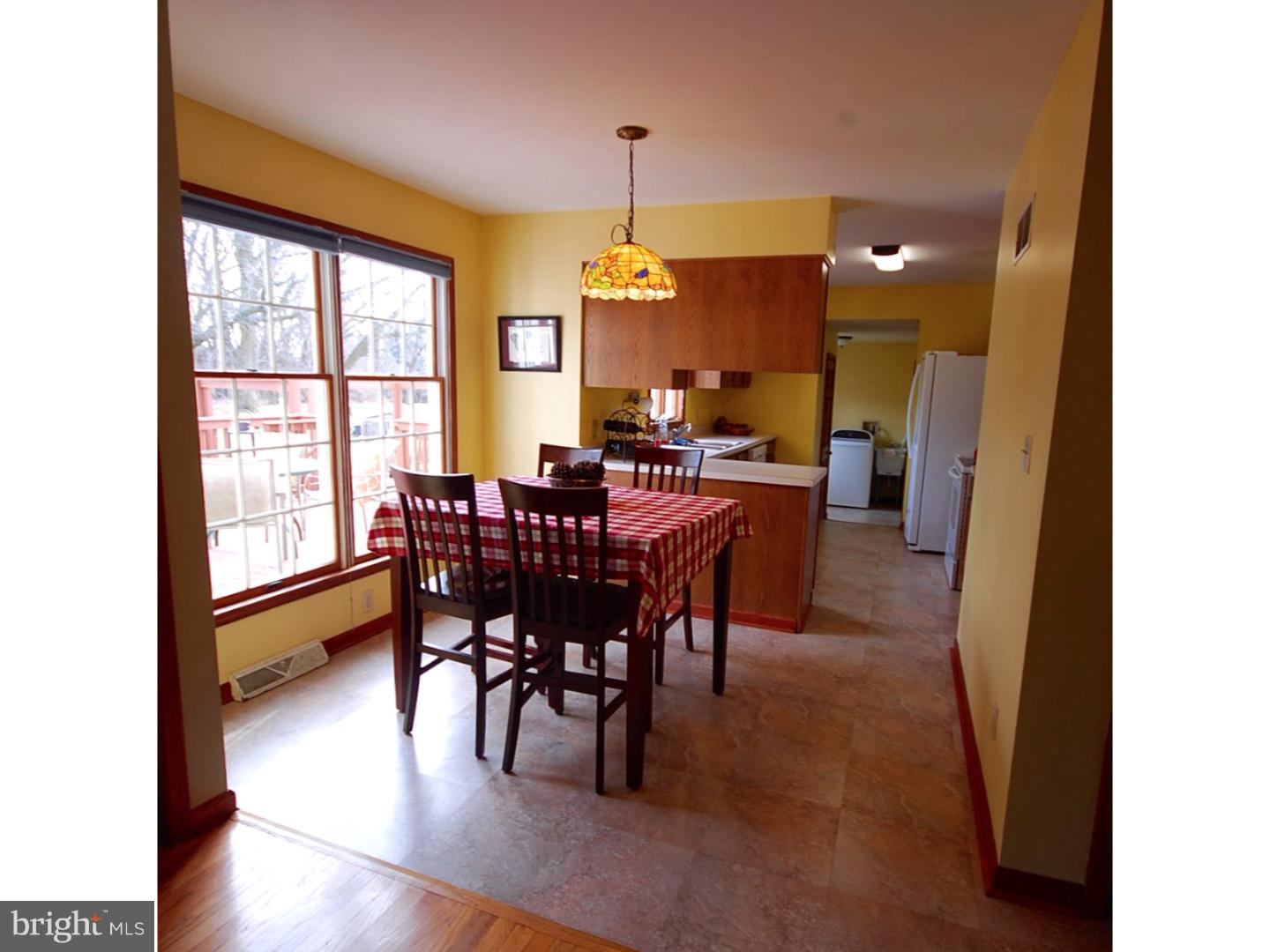137 Sheehan Road Avondale, PA 19311 - Photo 8 of 20 Kitchen