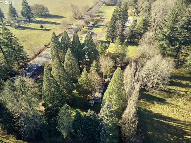 $325,000 | 11846 Lewis River Road, Ariel, WA 98603