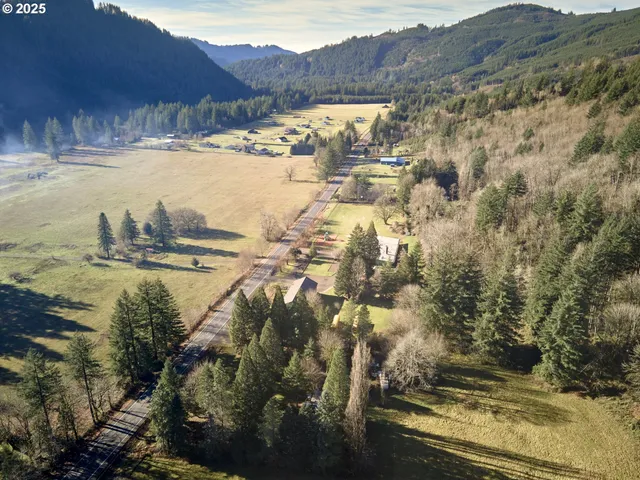 $325,000 | 11846 Lewis River Road, Ariel, WA 98603