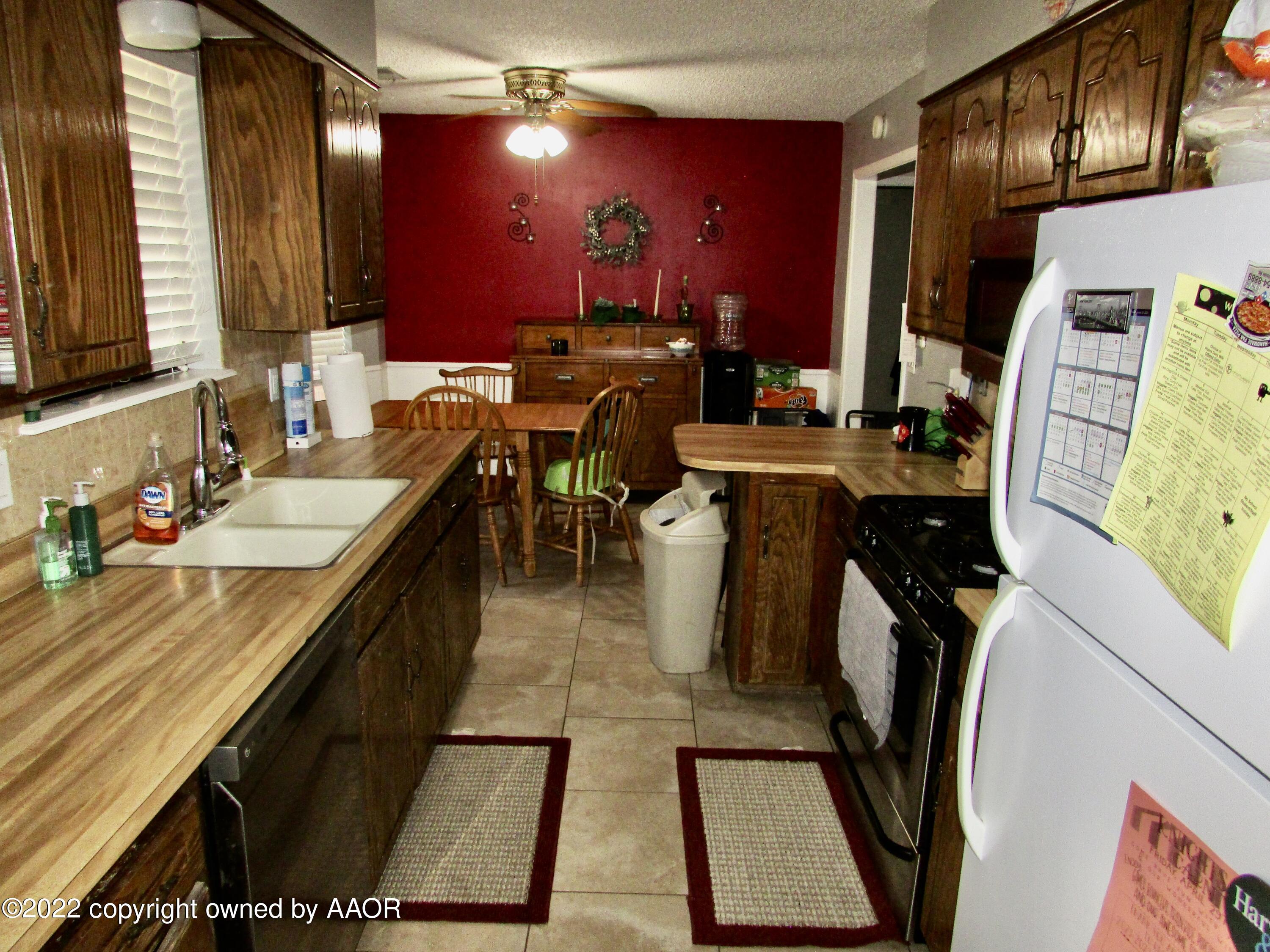 6120 Rutgers Street Amarillo, TX 79109 - Photo 4 of 16 658A0BE2-0566-457E-A558-7C893C204079