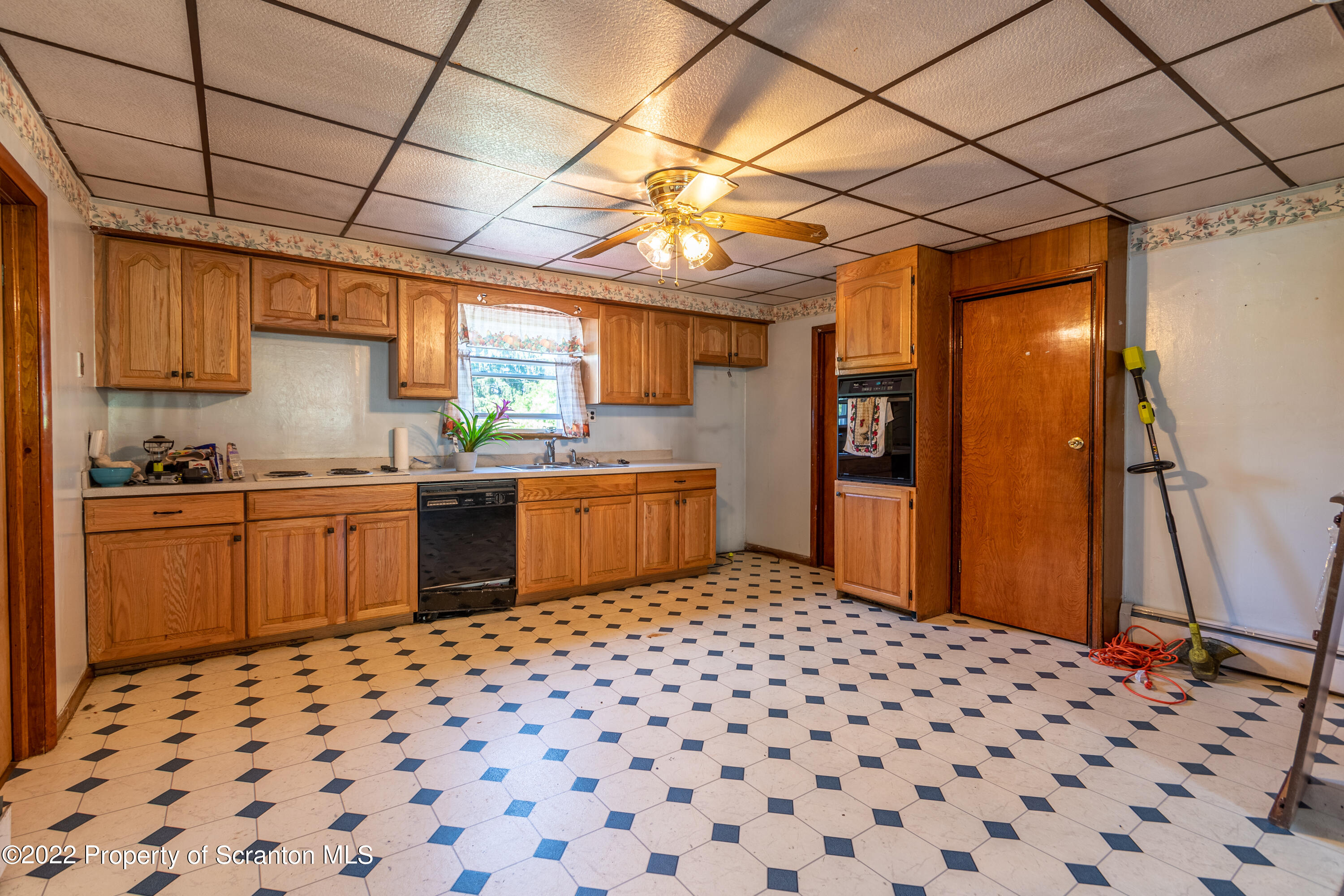 1225 Rear Birch Street Scranton, PA 18505 - Photo 15 of 29 Gallery Image 15