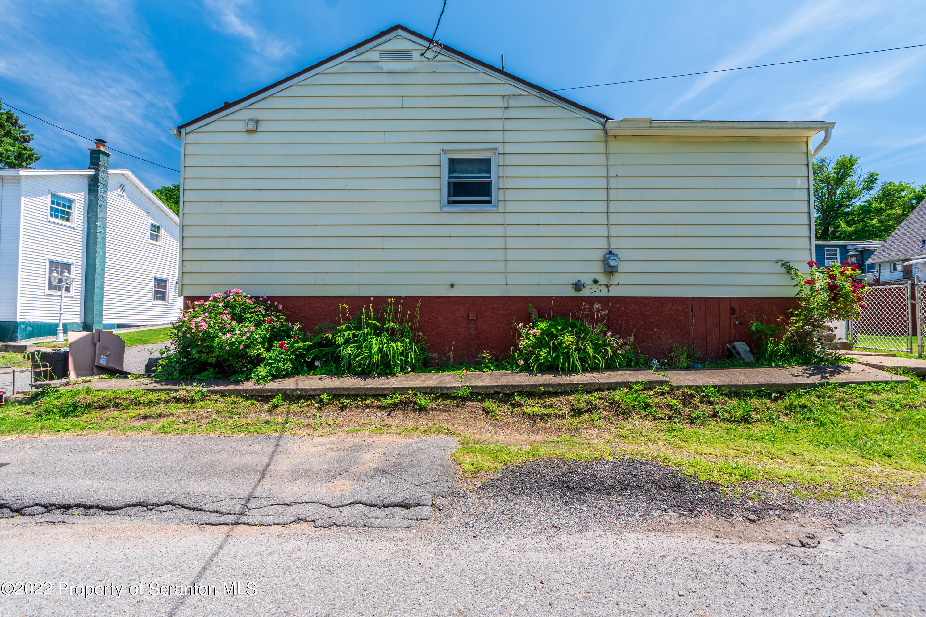 1225 Rear Birch Street Scranton, PA 18505 - Photo 6 of 29 Gallery Image 6