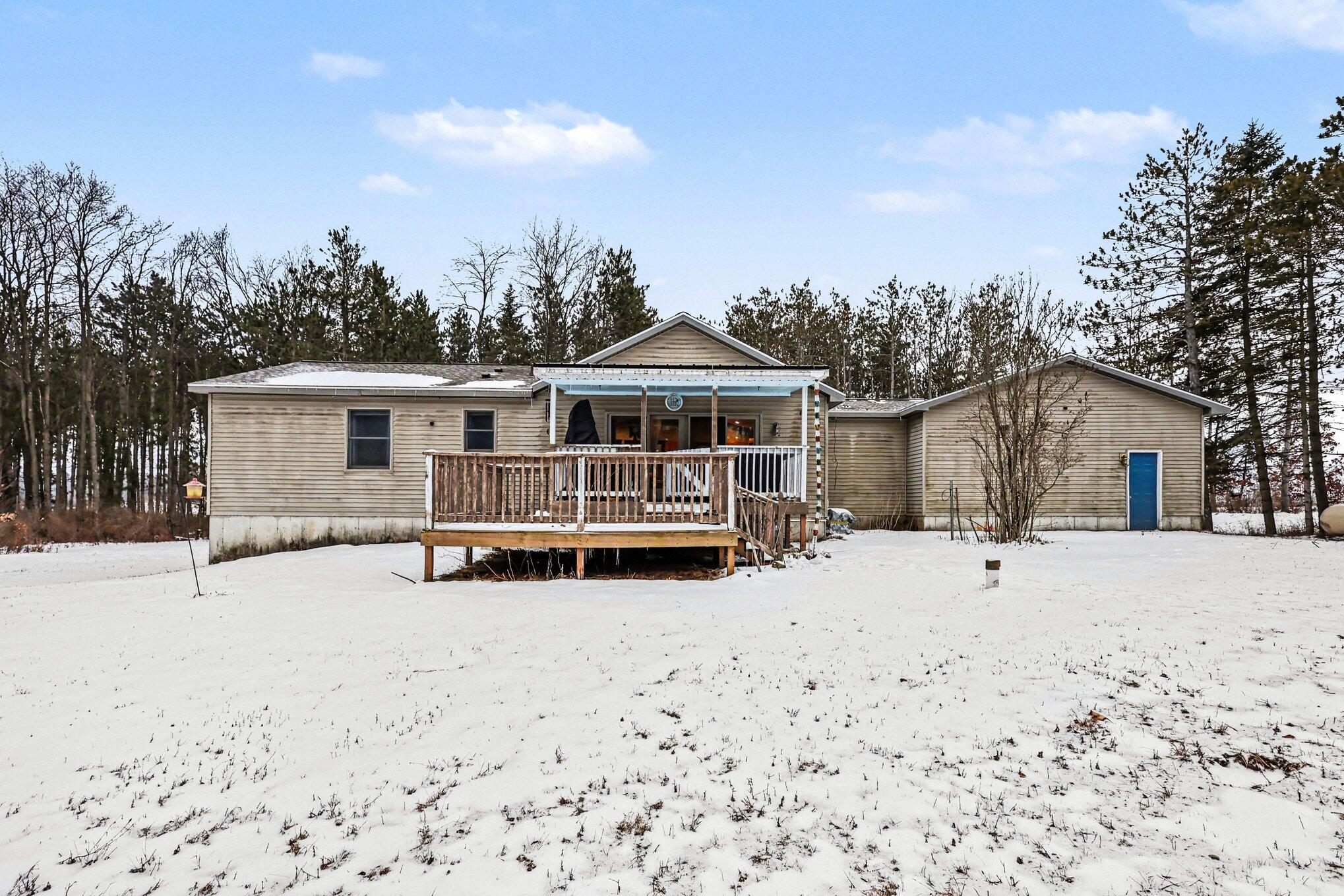 12212 5 Mile Road Morley, MI 49336 - Photo 14 of 33 008_file_1075