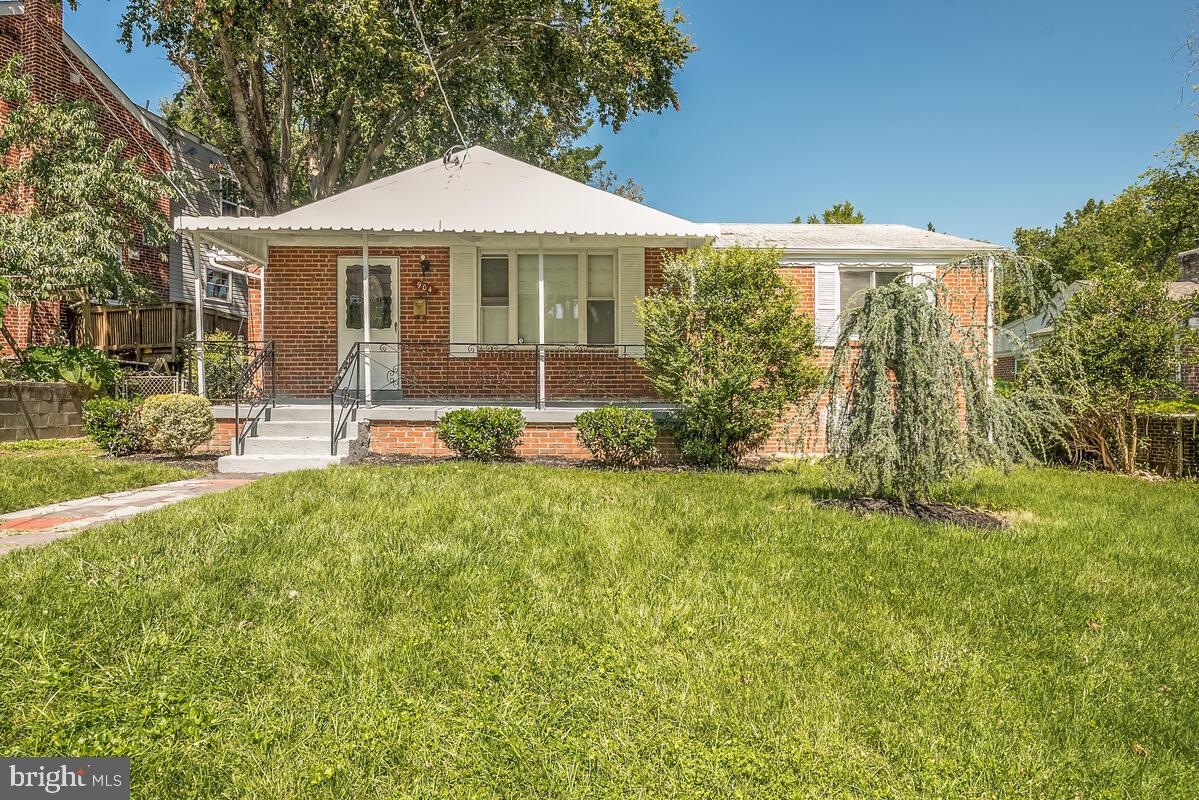 904 Newhall Street Silver Spring, MD 20901 - Photo 1 of 47 Welcome to 904 Newhall St in Silver Spring