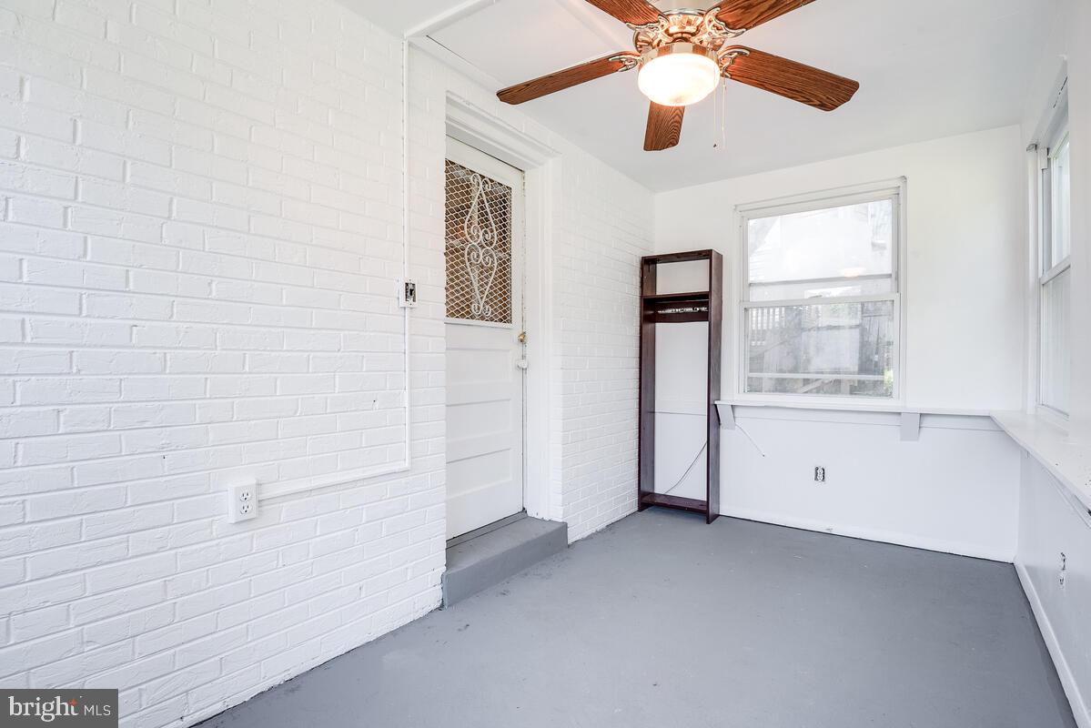 904 Newhall Street Silver Spring, MD 20901 - Photo 23 of 47 Gallery Image 23