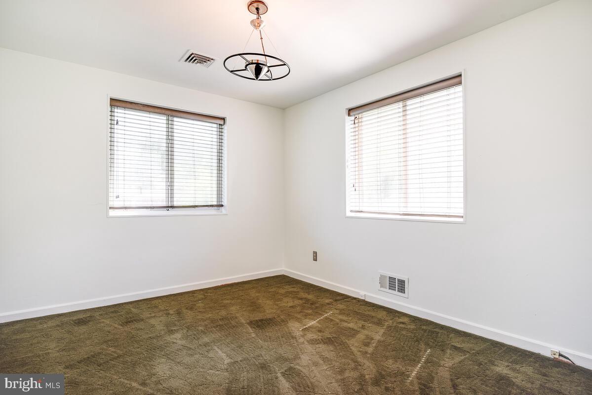 904 Newhall Street Silver Spring, MD 20901 - Photo 24 of 47 Primary Bedroom