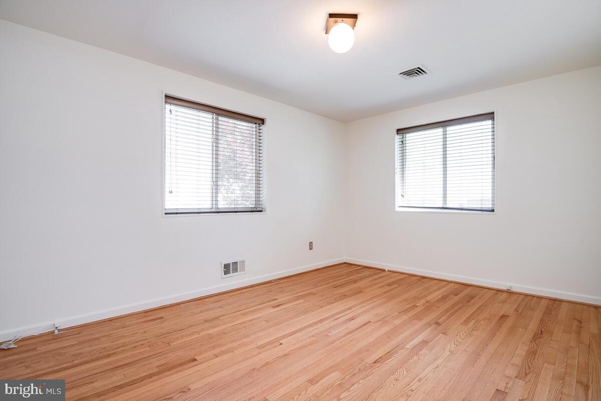 904 Newhall Street Silver Spring, MD 20901 - Photo 30 of 47 Gallery Image 30