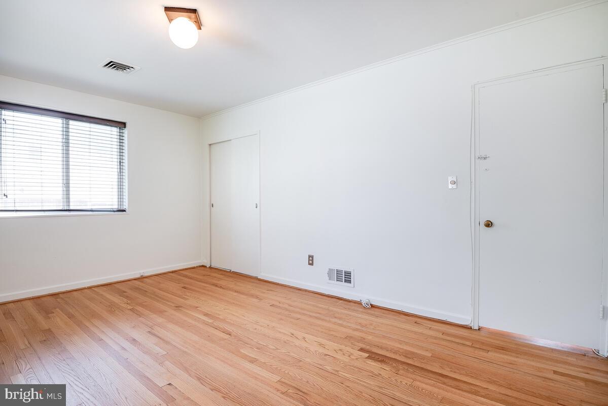 904 Newhall Street Silver Spring, MD 20901 - Photo 32 of 47 Gallery Image 32