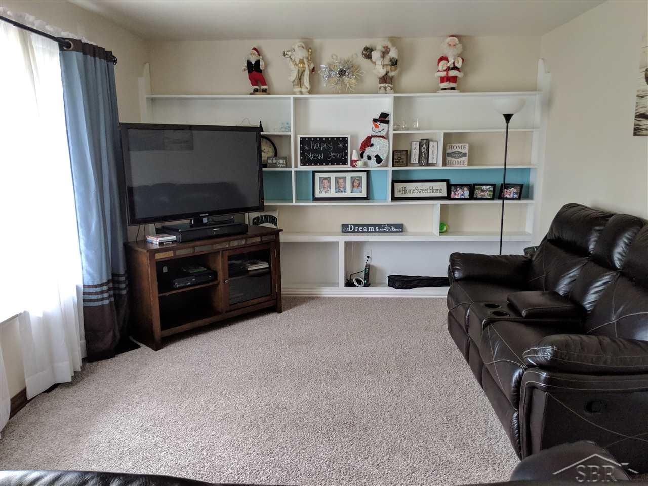 4442 Shattuck Road Saginaw, MI 48603 - Photo 2 of 23 31384411-1.JPG