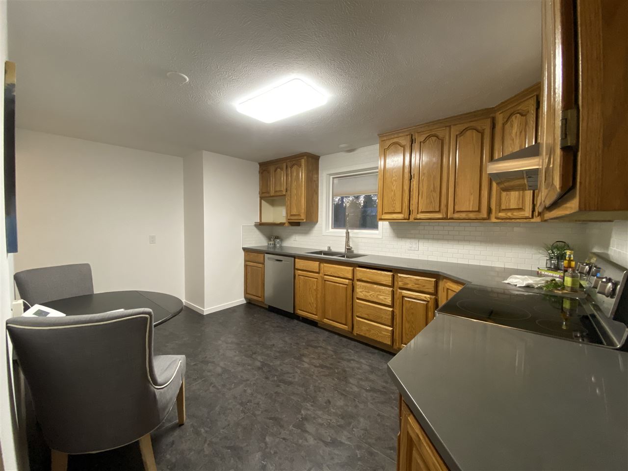 1804 South Bolivar Road Spokane Valley, WA 99037 - Photo 8 of 37 Gallery Image 8