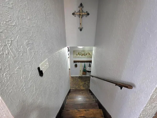 $315,000 | 118 Wyn Street, Houston, MO 65483