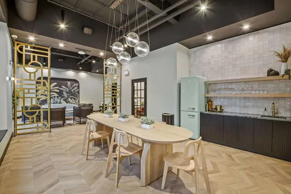 $4,215 | 1211 North LaSalle Drive, Unit 1503, Chicago, IL 60610