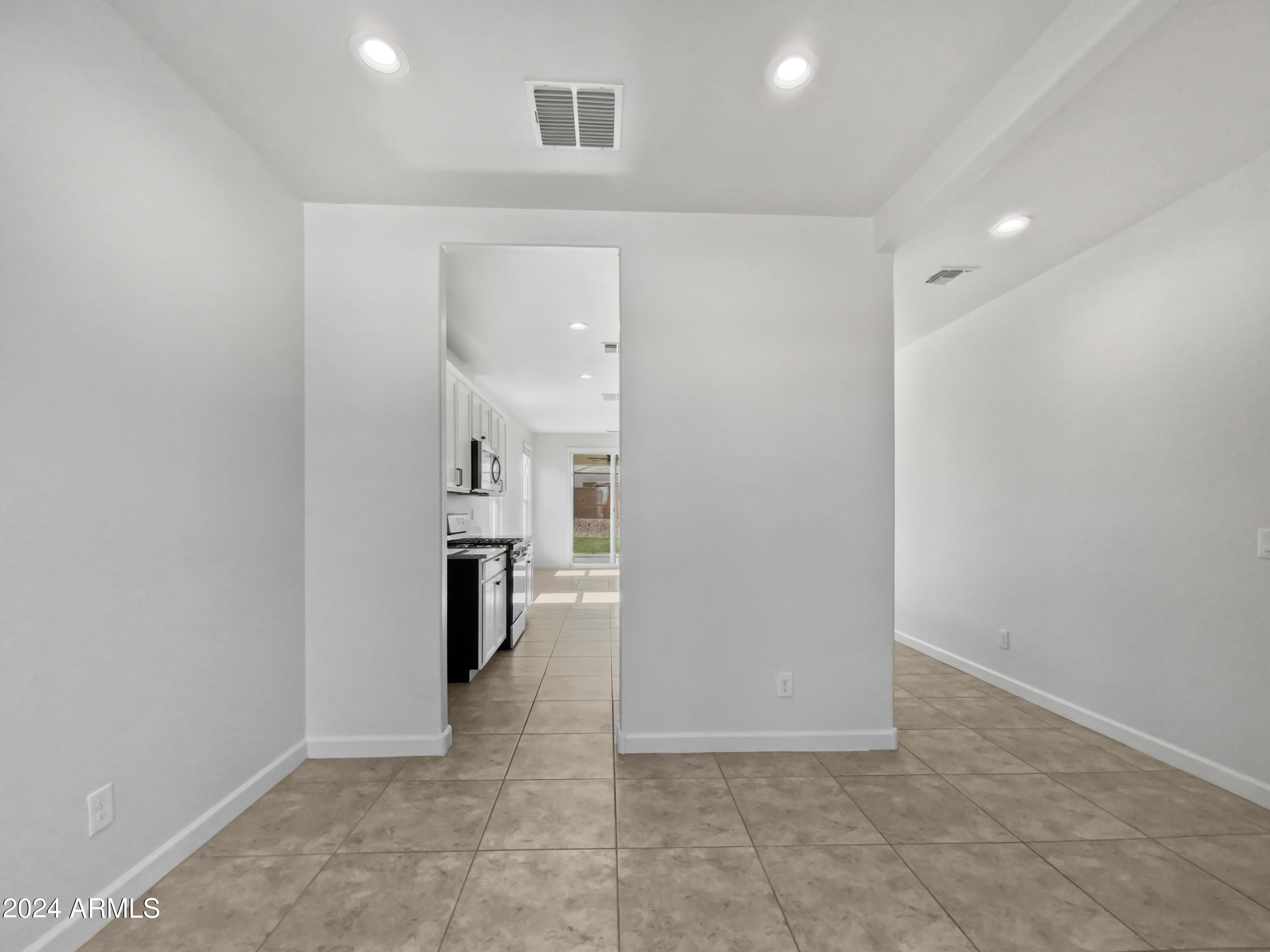 8330 West Springfield Way Florence, AZ 85132 - Photo 11 of 18 listing_9