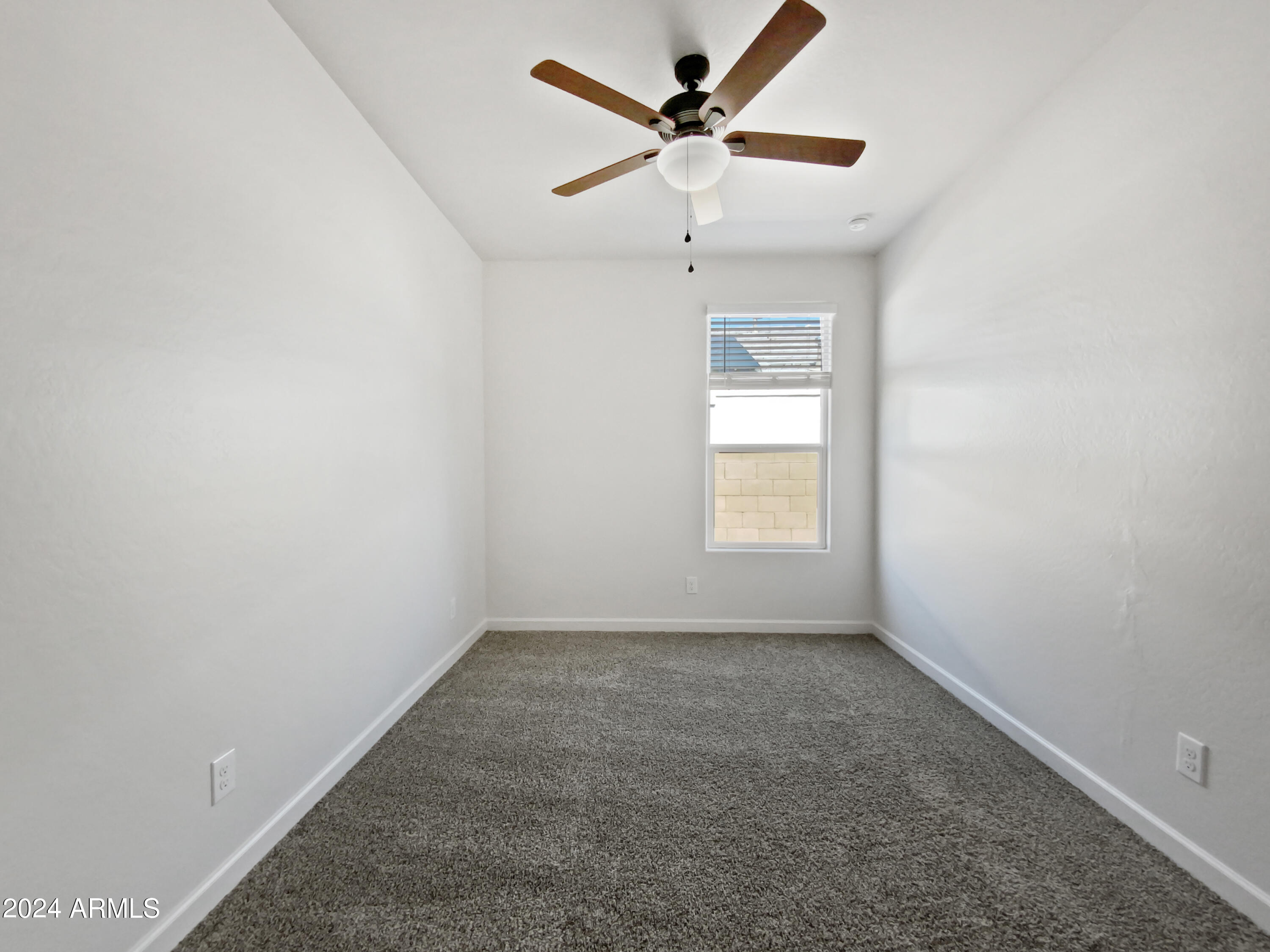 8330 West Springfield Way Florence, AZ 85132 - Photo 13 of 18 listing_12
